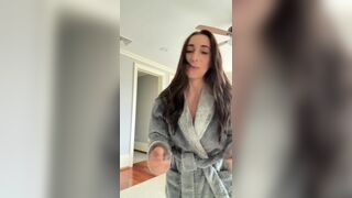 Christina Khalil Nude Cream Pie Sitting PPV Onlyfans Video Leaked