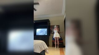 STPeach Ass Skirt High Heels Fansly Video Leaked