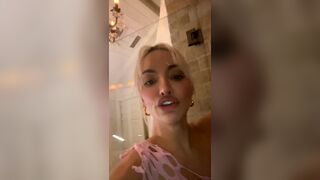 Lindsey Pelas Showing Off her Tits and Getting Naked Shower in Live Video