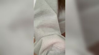 Alwayssofia Aka Thelittlehiddensecret Nude Pussy Rubbing And Spreading Closeup Onlyfans Video