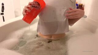 Cutefruit18 Vibrating Her Juicy Cunt And Fucking A Dildo In Bathtub Compilation Onlyfans Video