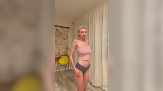Hopelesssofrantic Skinny Babe Squeezing Her Tits While Getting Naked Onlyfans video
