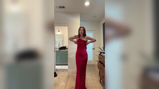 Erin Gilfoy Gets Exposed Her Tits and Ass While Try on New Dresses Onlyfans Video