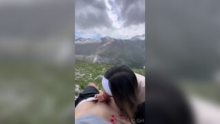 THAT1IGGIRL Horny Gf Sucking Dick While On a Hike Video