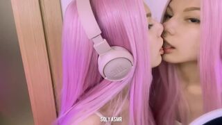 Soly asmr Pink Hair Babe Licking Mirror Hot ASMR Video