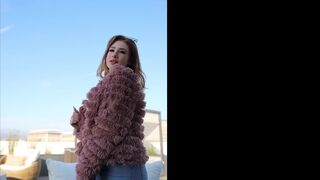 Abigale Mandler Hot Babe Exposed her Curvy Tits During Photoshoot Onlyfans Video