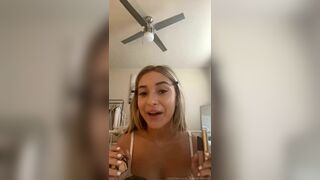 PrettyBitchMia Teasing Tits While Doing Makeup Wearing Underwears Onlyfans Video