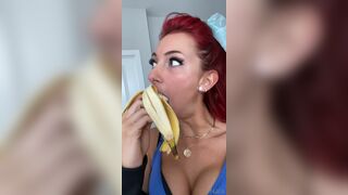 Nalafitness Teasing Banana Blowjob Video