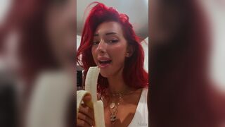 Nalafitness Sucking a Banana Like a Cock While Doing Facial Impressions