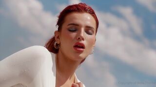 Hot Bella Thorne on the Beach Video Leaked