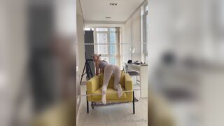 Evaelfie Bendover And Pulldown Tight Jeans Showing Her Pussy Onlyfans Video