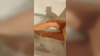 Arianny Celeste Nude BathTub Tease Video Leaked
