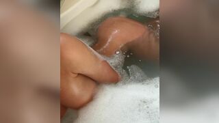 Rachel Cook Showing Her Soapy Nipples And Cute Feet In Bathtub Video