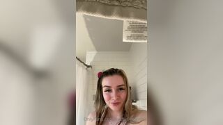 exclusivelyxela Sexy Blonde Shower and Pussy