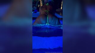 Paige Vanzant Bent Over Twerking In Hot Tub Shaking Ass With Her Bikini Below Knees Onlyfans Video