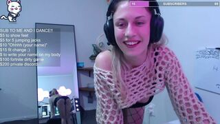Anonebess Accidently Flashing Tits To Viewers Twitch Video