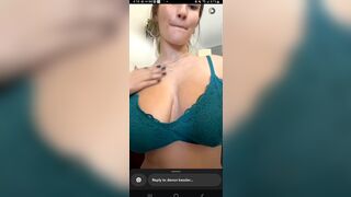 Whipitdev Aka Nnevelpappermann Took Her Boob Out And Start Squeezing With Cream Video