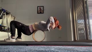 Nakedbarbiedoll Gets Exposed her Curvy Figure While Doing Workout Onlyfans Video