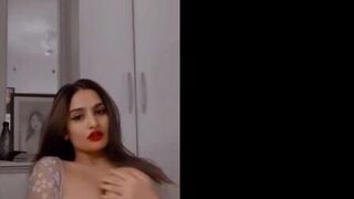 5 Indian Girls Showcase Their Breasts For Boobs Lovers
 Indian Video