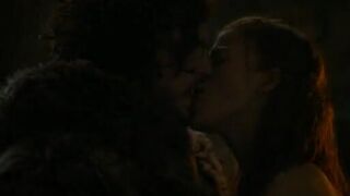 Hot Rose Leslie nude – Game of Thrones s03e05 (2013)