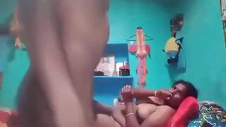 Amazing kerala aunty and neighbor boy fuck in amazing video
 Indian Video