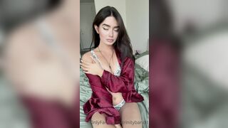 Trinitybandit Twerking Juicy Ass And Teasing Tits In Lingerie Onlyfans Video