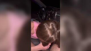 Callmeslooo Blowing Her Date In Car Onlyfans Video