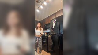 Angela Alvarez Teasing Butt In Tight Jean Leaked Video