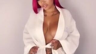 SeeBrittanya Doing Blowjob After Body Massage Video