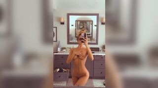 Sierra Skye Shows Perfect Amazing Naked Body in Mirror Onlyfans Video