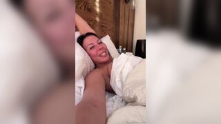 Rachel Starr Milf Gets Nipples Exposed in Morning Live Video