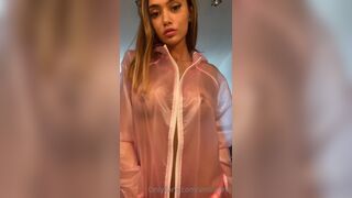 Top Amira Brie Nude Outfit Try-On OnlyFans Video Leaked