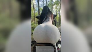 NickiiBaby Gets Exposed her Curvy Booty While Walking at Outdoor Onlyfans Video