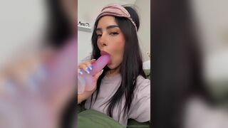 Rose Zara Aka Cupofchaiii Sucking Dildo After A Quick Nap Onlyfans Video