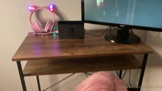 charlotte_99xx ONLYFANS LEAK Giving A Blowjob To Her Gaming Friend Video