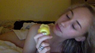Bludnymph Teasing Her Fans While Naked On Bed After Shower Onlyfans Video
