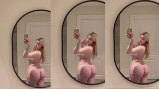 Okiichloeo Big Ass Teasing While Naked Onlyfans Video
