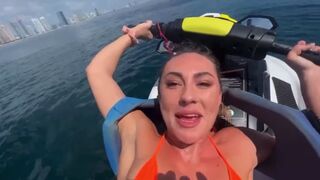 A couple passionately fucks in Miami on a jet ski in full view of people