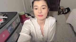 Brei_elle Nipple Slip Live Twitch Video