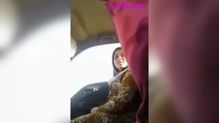 Pakistani aunty was sucked cock in the car by a college student
 Indian Video