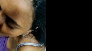 Indian girls also like to have cum on their mouth like pornstars
 Indian Video