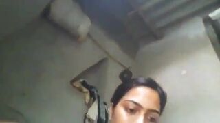 Vaidehi didi put the same bottle in her pussy by applying oil.
 Indian Video