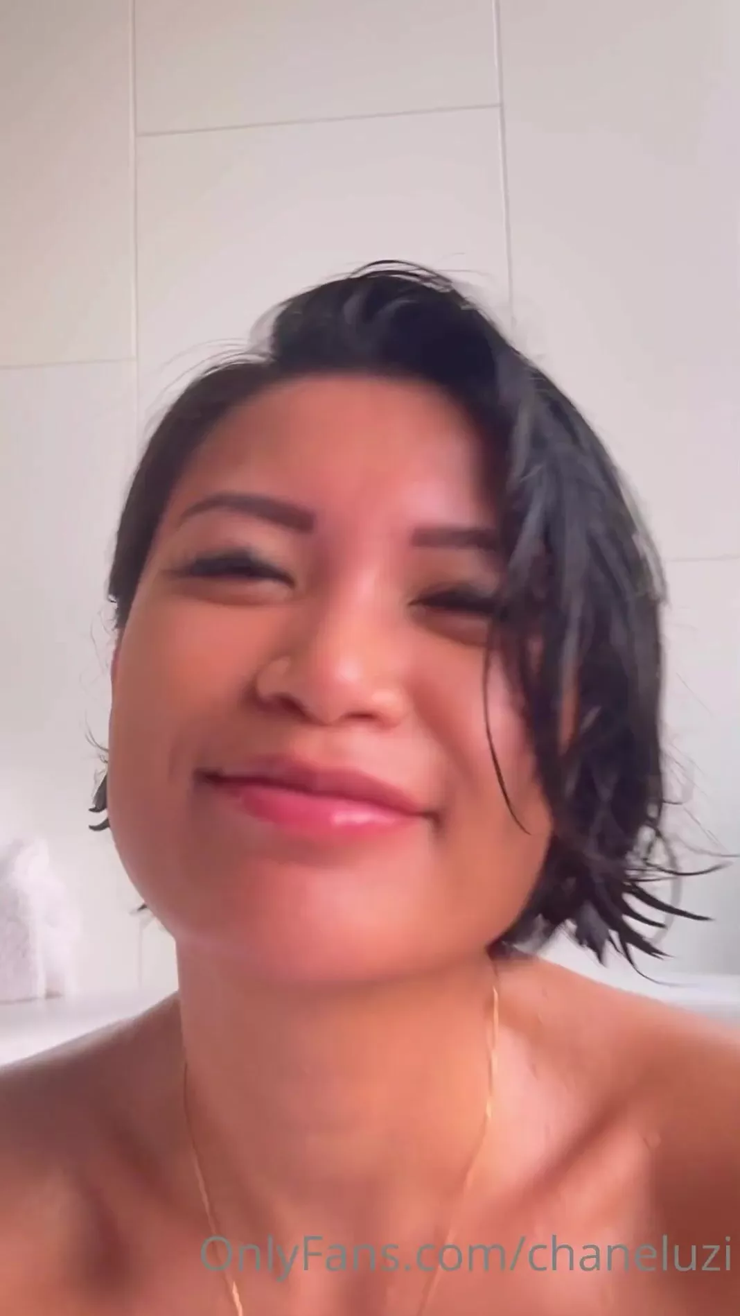 Chanel Uzi Naked Bath Masturbation Onlyfans Leak