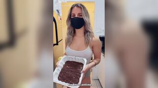 Kiera Teen Naked Baking Video Tape Tiktok Leaked