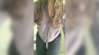 I Heard You Think Girls In Hoodies Are Cute [Reddit Video]