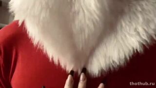 Emily Rinaudo Sex Blowjob Santa