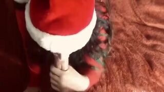 Emily Rinaudo Sex Blowjob Santa