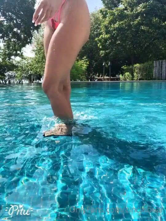 Cincinbear Topless Pool Twerking Video Leaked