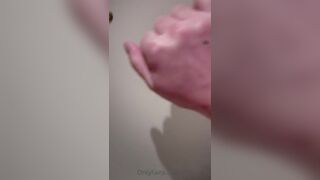 Hot FRESH VIDEO TAPE: Ellerayxo Naked Titty Fuck Video Tape