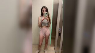 Gorgeous Dainty Wilder Naked Elevator Squirt Onlyfans Video Tape Leaked